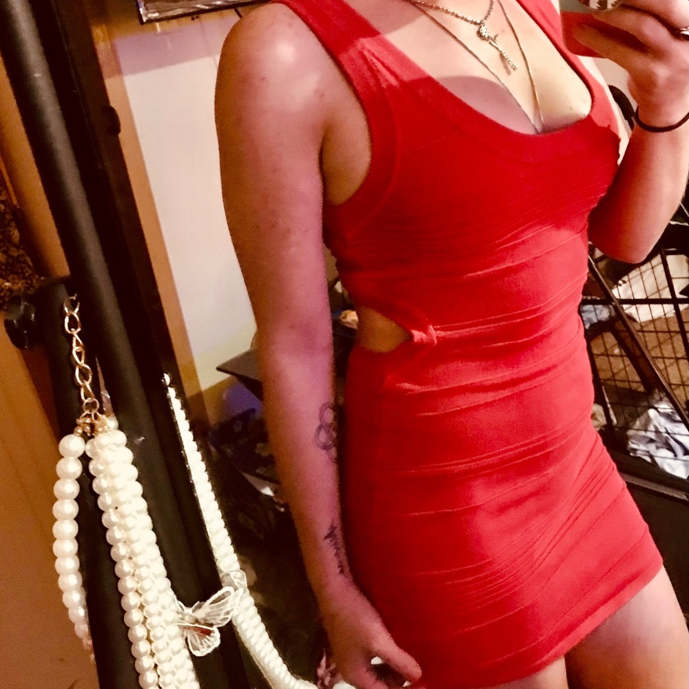 2b BeBe red and sexy bodycon dress